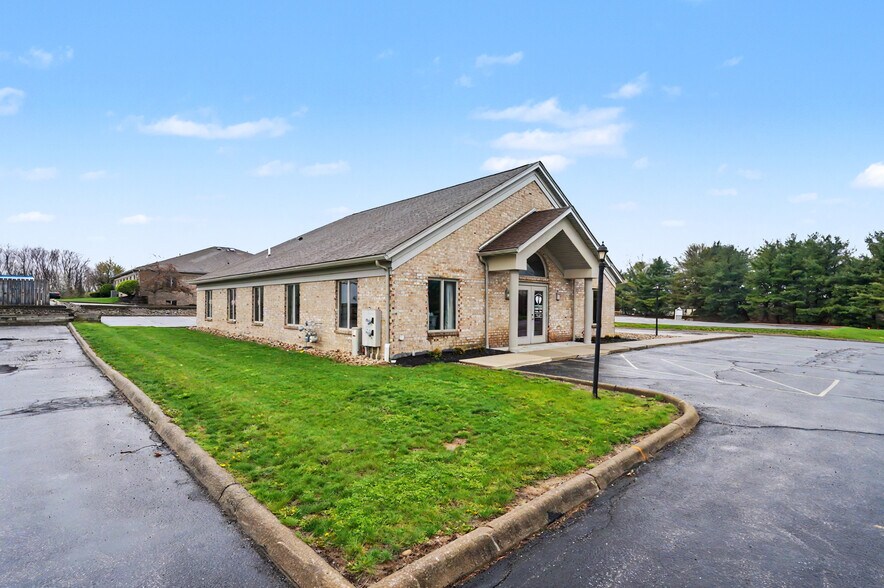 More Photos Of 819 Southwestern Run, Youngstown Medical For Sale