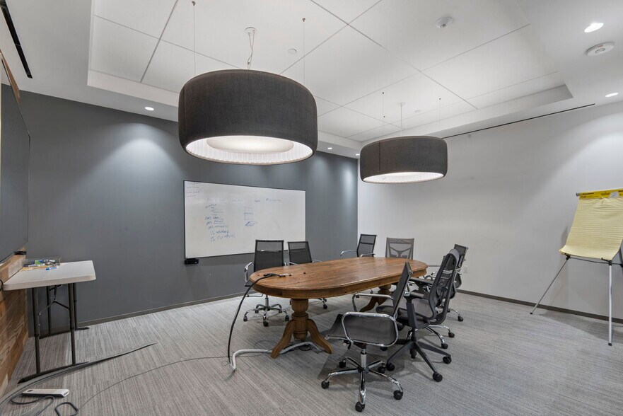More Photos Of 30501 Agoura Rd, Agoura Hills Office For Lease