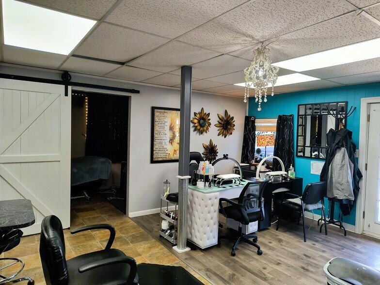More Photos Of 111 W 12th St, Larned Freestanding For Sale