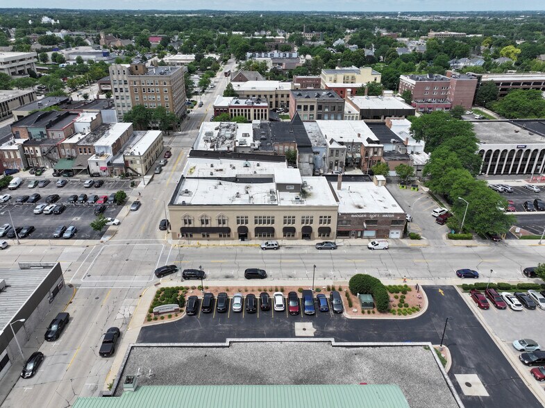 More Photos Of 15-19 E 1st St, Fond Du Lac Office For Lease
