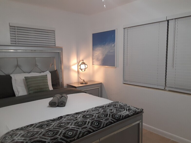 More Photos Of 101-107 Tacoma Ln, West Palm Beach Apartments For Lease