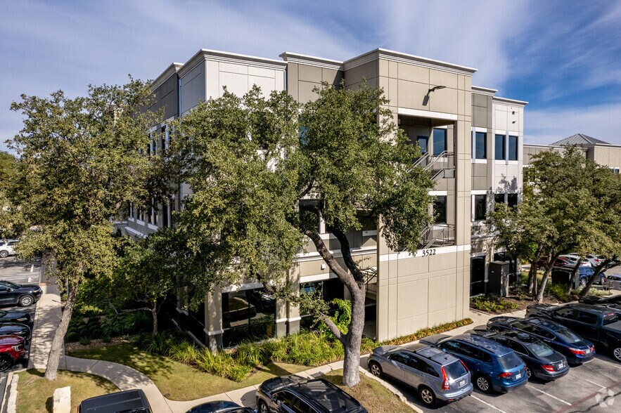 More Photos Of 3522 Paesanos Pky, San Antonio Office For Lease