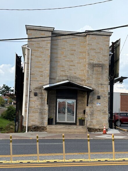 Primary Photo Of 1507 Reisterstown Rd, Pikesville Lodge Meeting Hall For Lease