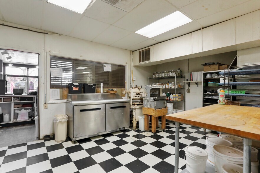 More Photos Of 100 W German St, Shepherdstown Storefront Retail Residential For Sale