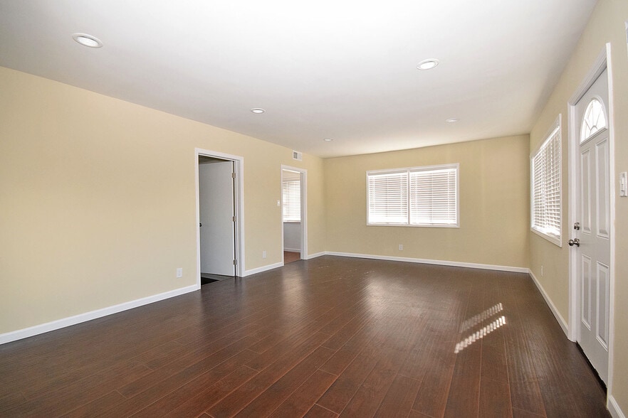 More Photos Of 16422 S Orchard Ave, Gardena Auto Repair For Sale