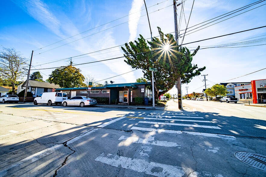 More Photos Of 236 Ocean St, Santa Cruz Office For Sale