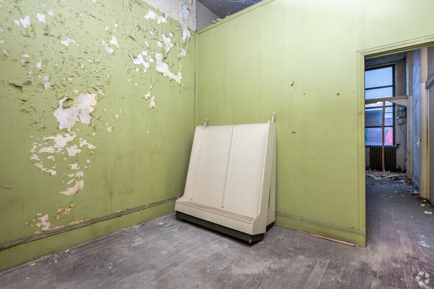 More Photos Of 245 W Fourth St, Winston-Salem General Retail For Sale