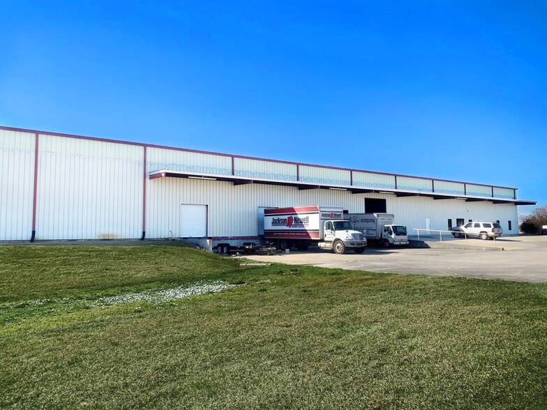 More Photos Of 435 Industrial Park Dr N, Demopolis Industrial For Lease