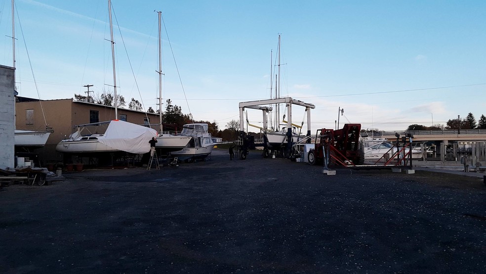 More Photos Of 800 S Washington Ave, Ludington Marina For Sale