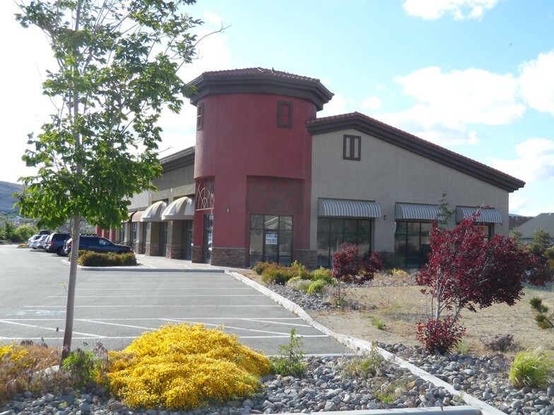 More Photos Of Los Altos Pky, Sparks Unknown For Lease