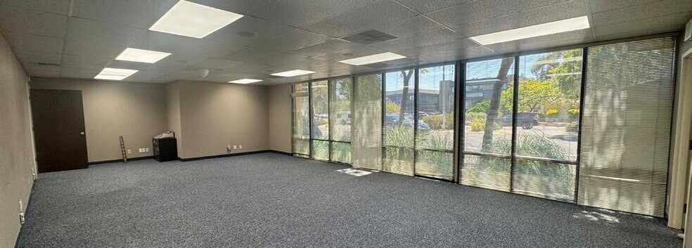 More Photos Of 535 E Plumb Ln, Reno Office For Lease