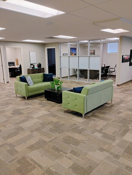 More Photos Of 205 S Liberty St, Harrisonburg General Retail For Lease