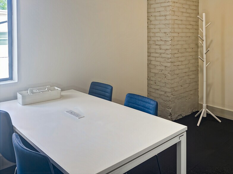 More Photos Of 65 3rd St NW, Winter Haven Coworking Space