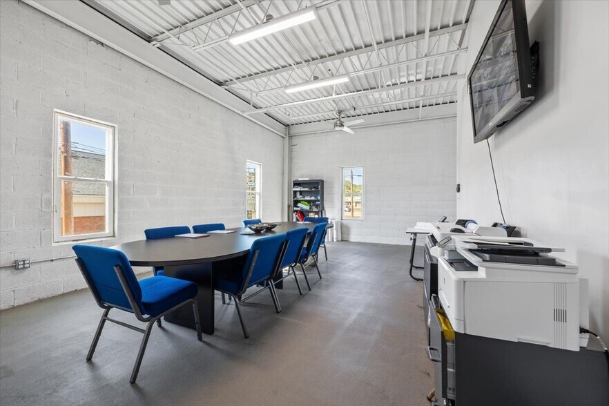 More Photos Of 4891 Redan Rd, Stone Mountain Flex For Sale