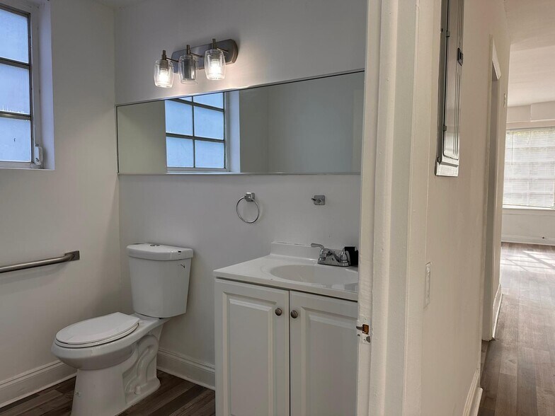 More Photos Of 901 Pennsylvania Ave, Miami Beach Apartments For Sale