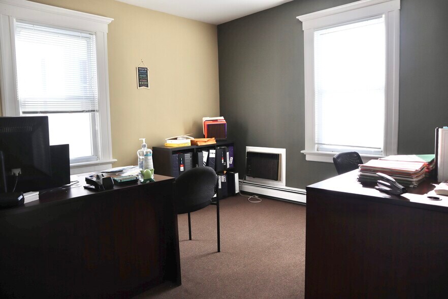 More Photos Of 1480 Bedford St, Stamford Office For Lease