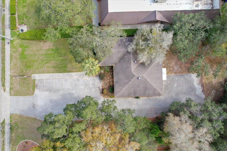 More Photos Of 2303 W Highway 44, Inverness Office For Sale