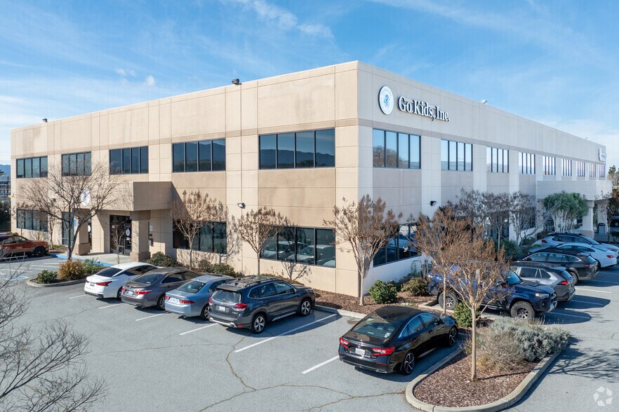 More Photos Of 9015 Murray Ave, Gilroy Light Manufacturing For Lease