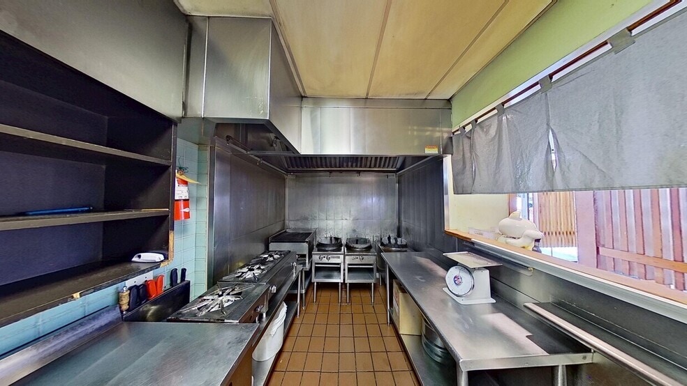 More Photos Of 15460-15508 S Western Ave, Gardena Unknown For Lease