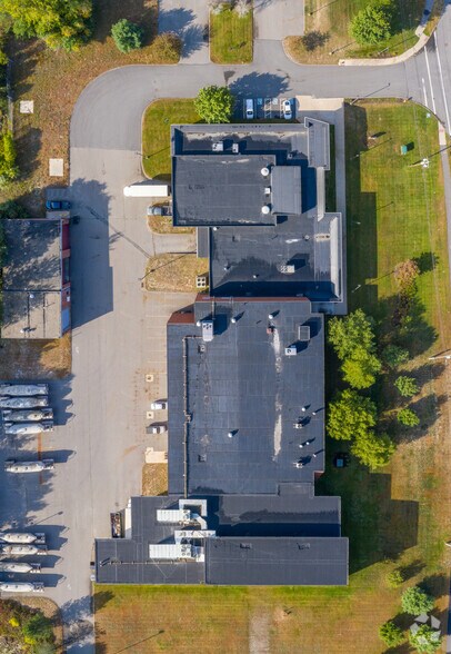 More Photos Of 78 Barnum Rd, Devens Light Manufacturing For Lease