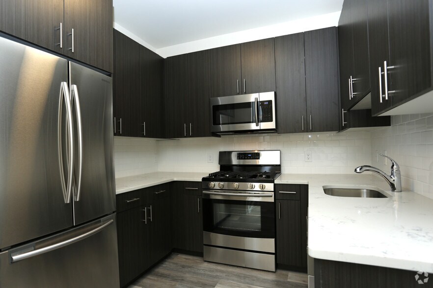 More Photos Of 2 Hennessey Blvd, Atlantic Highlands Coworking Space