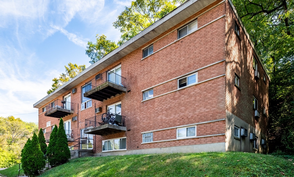Primary Photo Of 3272 Gobel Ave, Cincinnati Apartments For Sale