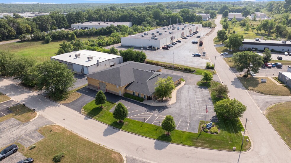 More Photos Of 5112 Forest Hills Ct, Loves Park Industrial For Sale