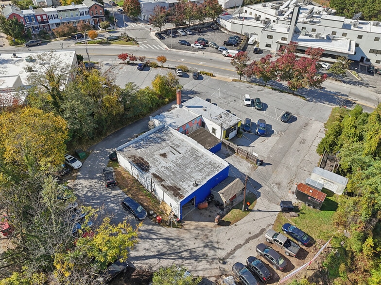More Photos Of 2001 W 41st St, Baltimore Warehouse For Sale