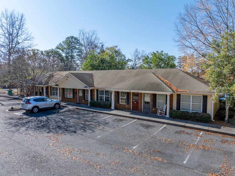 More Photos Of 415 Cowart Ave, Valdosta Office For Sale
