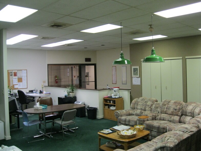 More Photos Of 710 Fifth Ave, Pittsburgh Office Residential For Sale