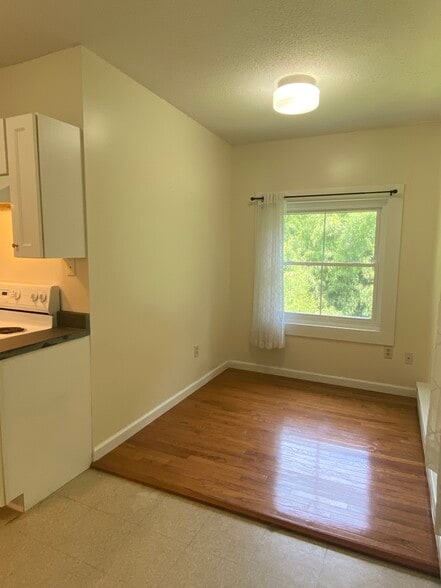 More Photos Of 51 Pearl St, Guilford Apartments For Sale