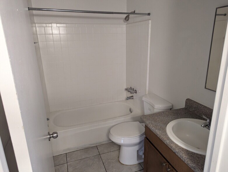 More Photos Of 4444 E Fairmount St, Tucson Apartments For Sale