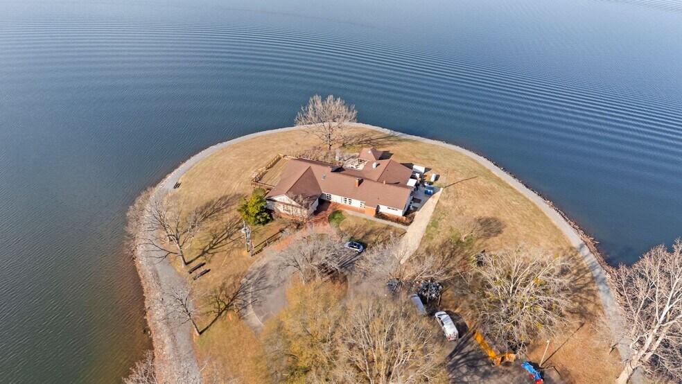 More Photos Of 6692 Valwood Rd, Conover Specialty For Sale