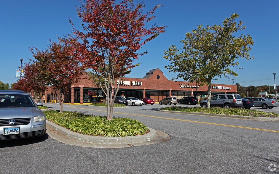 More Photos Of 550-582 Ritchie Hwy, Severna Park Unknown For Lease