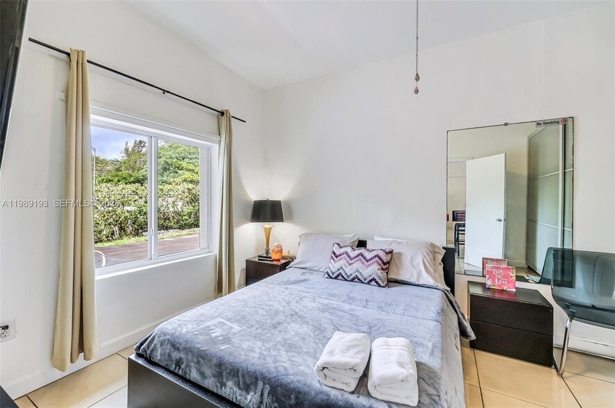 More Photos Of 12085 W Dixie Hwy, North Miami Multifamily For Sale