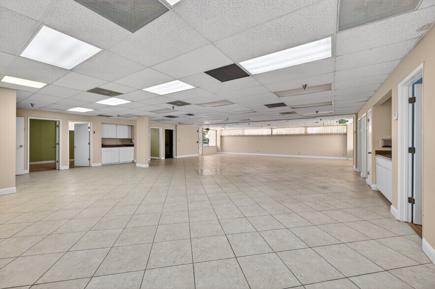 More Photos Of 3676 E Dakota Ave, Fresno Assisted Living For Sale