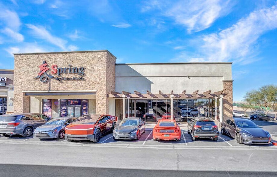 More Photos Of 4480 Paradise Rd, Las Vegas Storefront For Lease