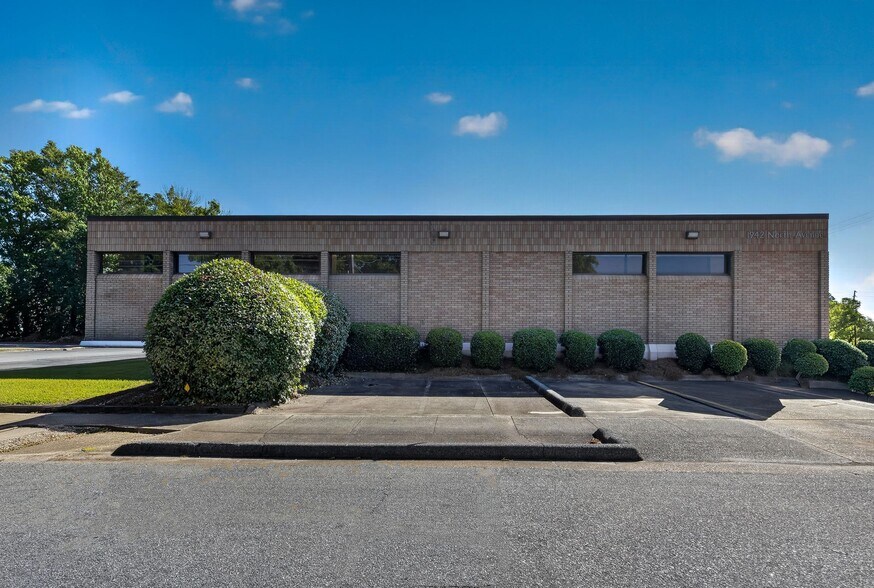 More Photos Of 1942 North Ave, Columbus Medical For Lease