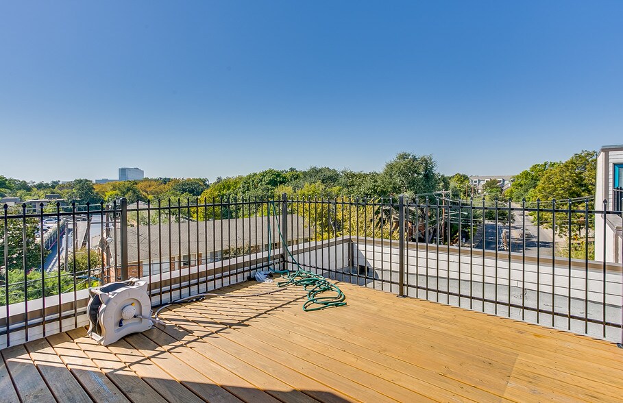 More Photos Of 4950 Cedar Springs Rd, Dallas Apartments For Sale
