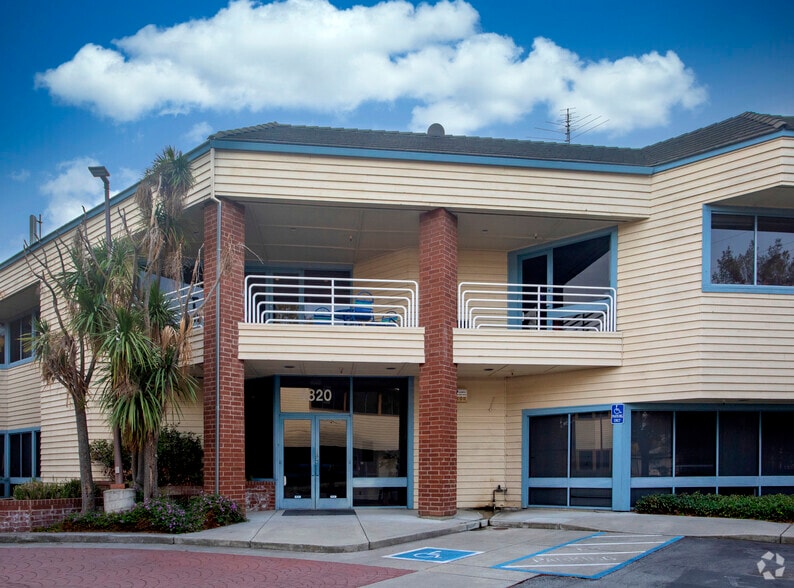 More Photos Of 4820 Harwood Rd, San Jose Office For Lease