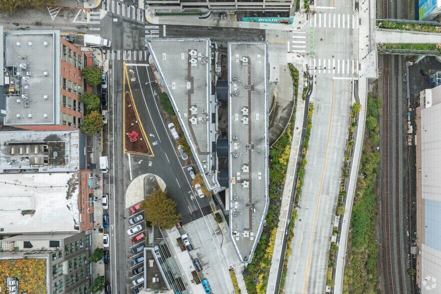 More Photos Of 2107 Elliott Ave, Seattle Loft Creative Space For Lease