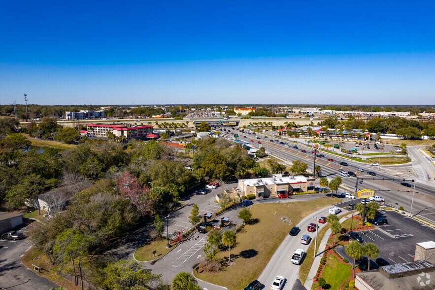 More Photos Of 3212 US Highway 98 N, Lakeland Fast Food For Sale