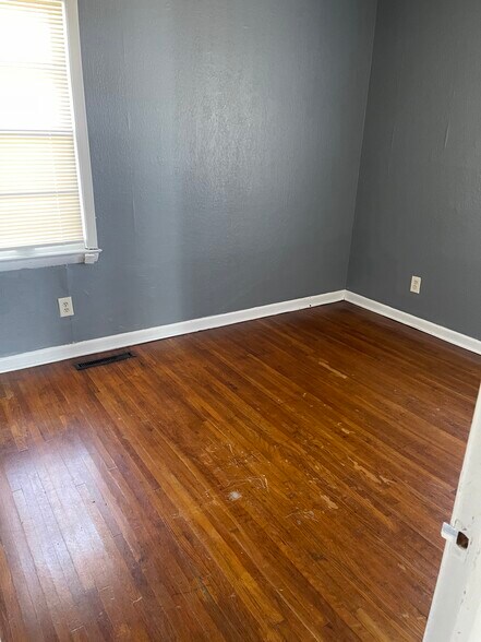 More Photos Of 6442 n bayley, Wichita Apartments For Sale
