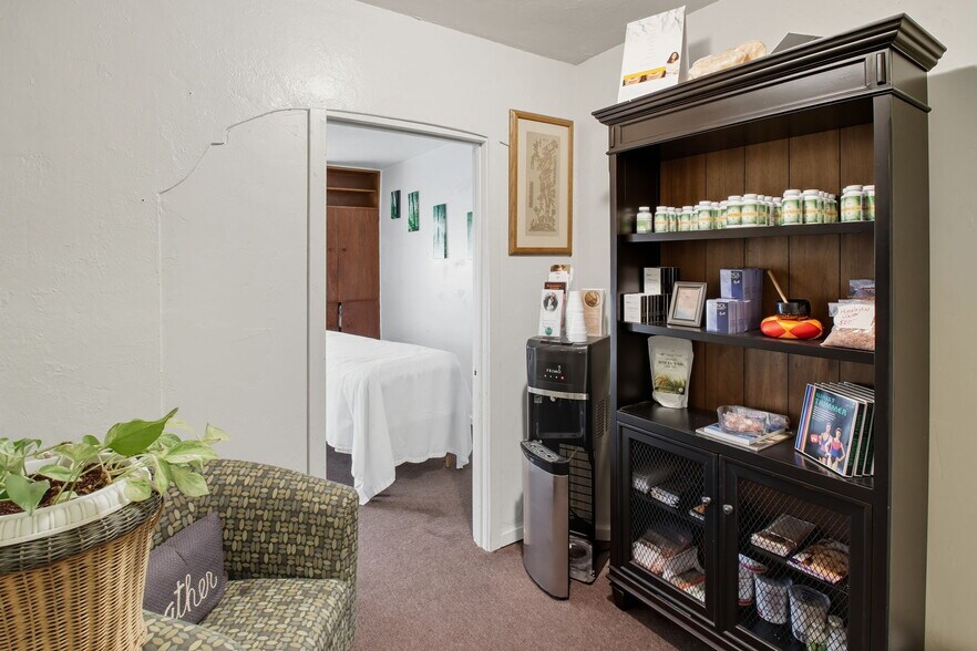 More Photos Of 1345 Kipling St, Lakewood Office For Sale