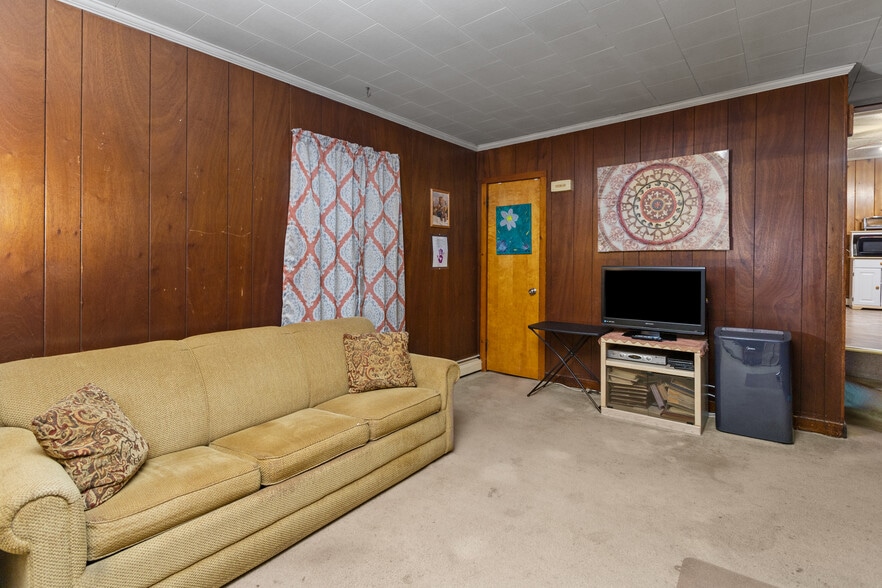 More Photos Of 51 Crosswicks Chesterfield Rd, Chesterfield Apartments For Sale