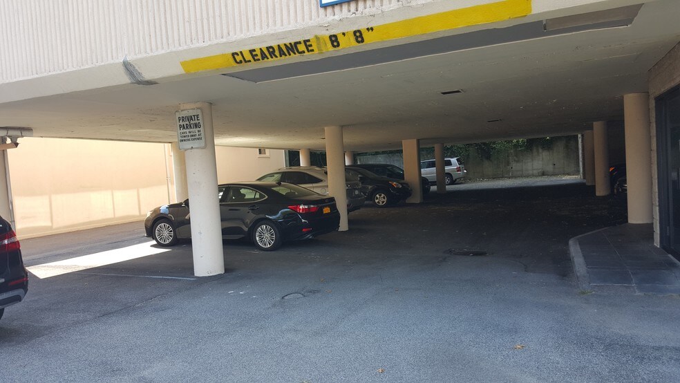 More Photos Of 307 E Shore Rd, Great Neck Medical For Lease