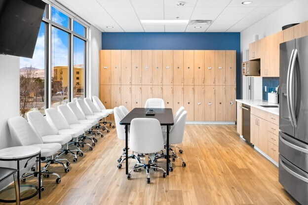 More Photos Of 5435 Kietzke Ln, Reno Medical For Sale