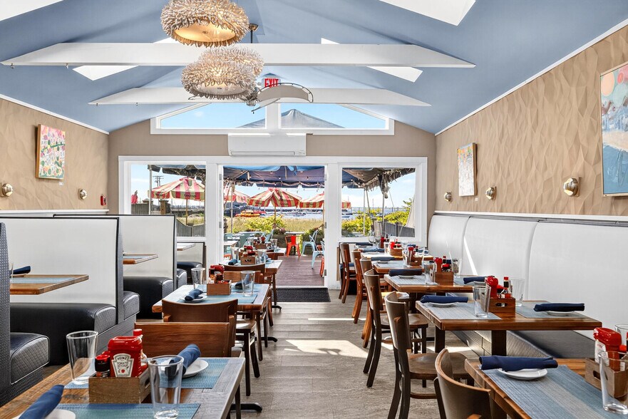 More Photos Of 269-271 Commercial St, Provincetown Storefront Retail Residential For Sale