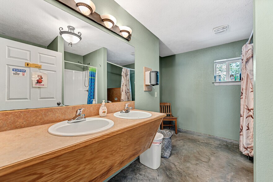 More Photos Of 11792 Highway 187, Eureka Springs Trailer Camper Park For Sale