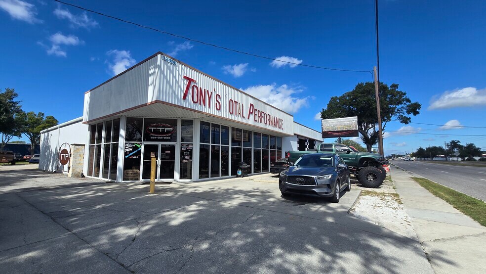 More Photos Of 12490 Belcher Rd S, Largo Showroom For Sale